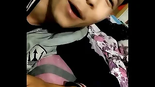 直播高潮喷尿